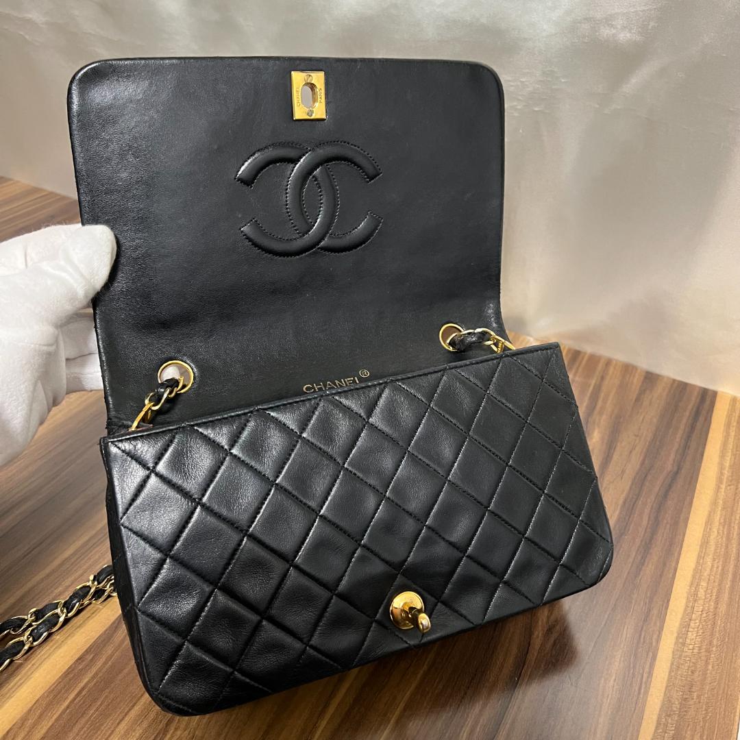 CHANEL シャネル フルフラップ マトラッセ ターンロック チェーン バッグ