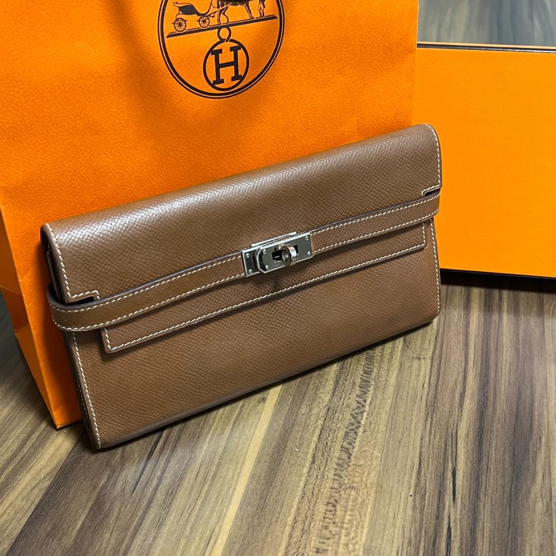 HERMES エルメス 財布 ケリーウォレット 人気のゴールド