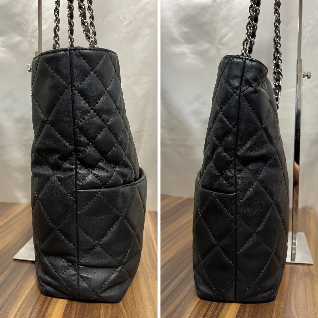 CHANEL Matelasse Chain Tote Bag Lambskin